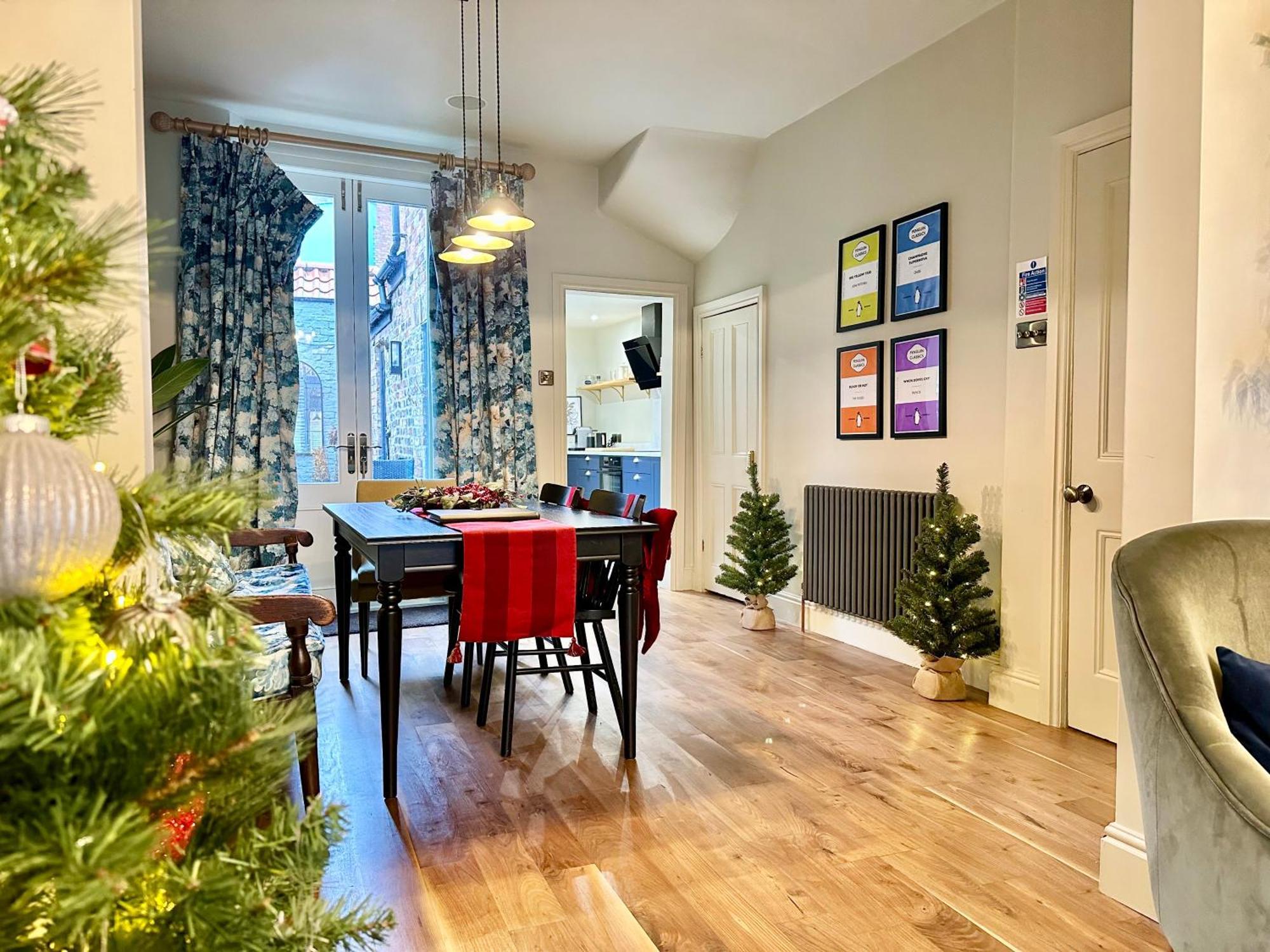 Stay At No 4 York Centre Екстериор снимка